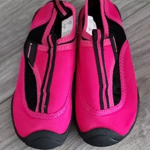 Toddler water shoes